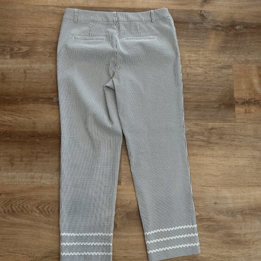 Women's 4 Preppy Mom "Newport Slim Crop" Blue Pinstripe Mid-Rise Nautical Pants - Picture 3 of 4